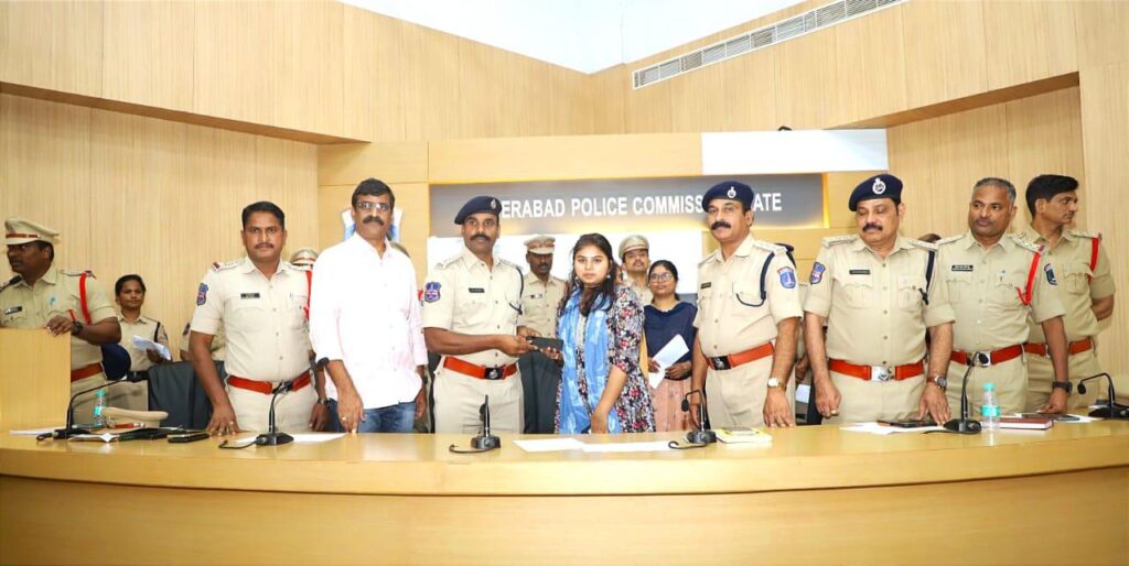 cyberabad dcp cell phone recovery